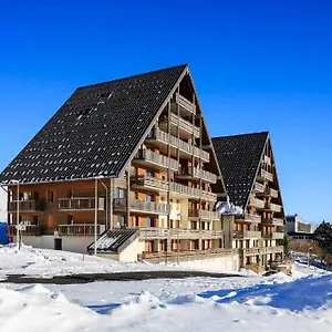 4 Personnes Avec Piscine, Wifi, Garage Besse-et-Saint-Anastaise